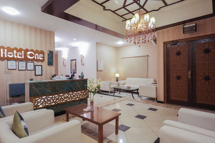 Hotel Interior 4 of 37