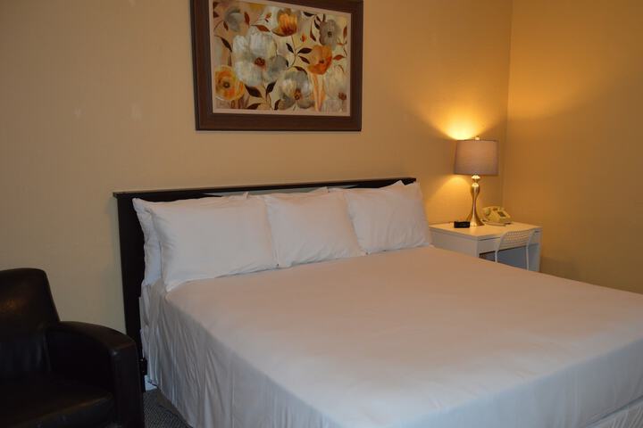 Room 15 of 35