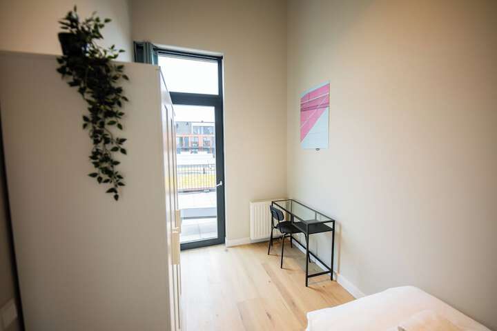 Room 19 of 123