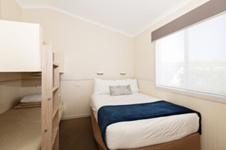 Room 122 of 129
