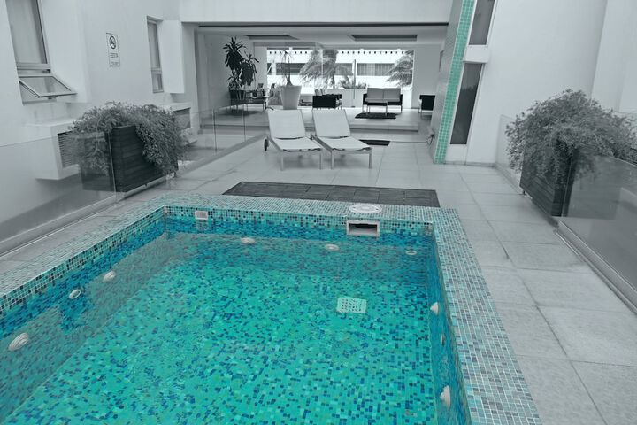 Pool 63 of 94