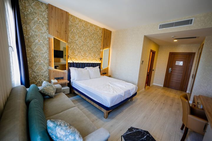 Room 18 of 45