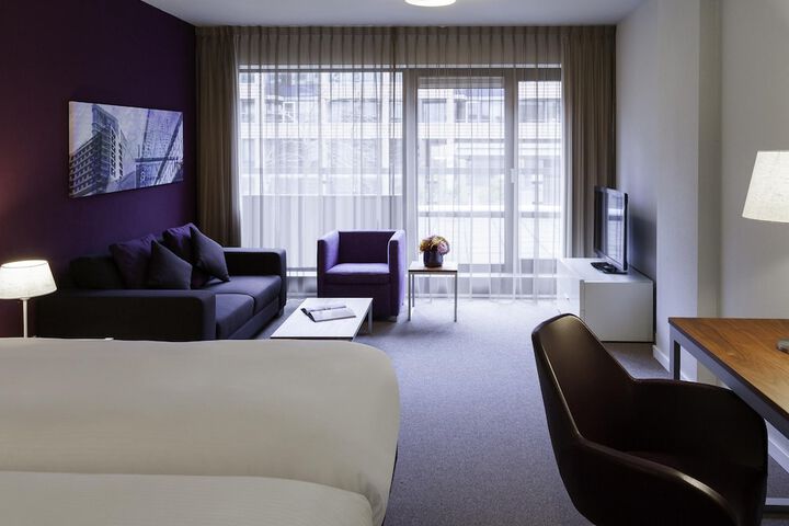 Room 14 of 226