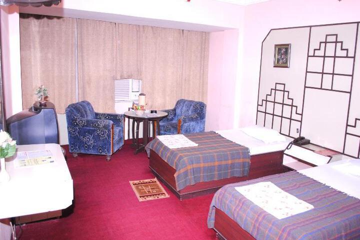 Room 3 of 5