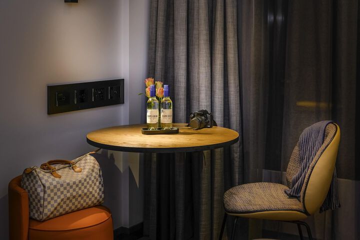 Room 41 of 172