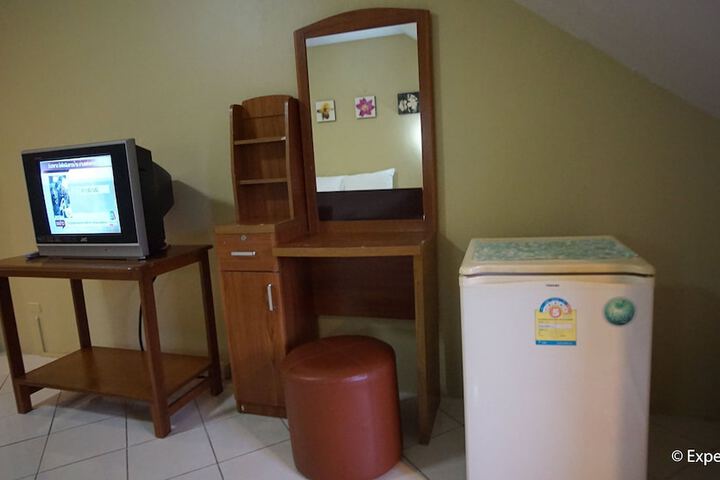 Room 25 of 41