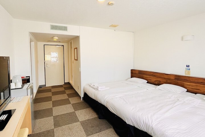 Room 14 of 91