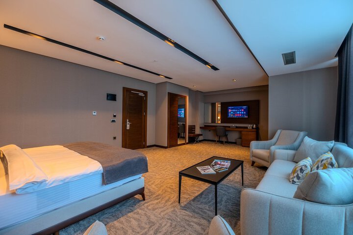 Room 19 of 59
