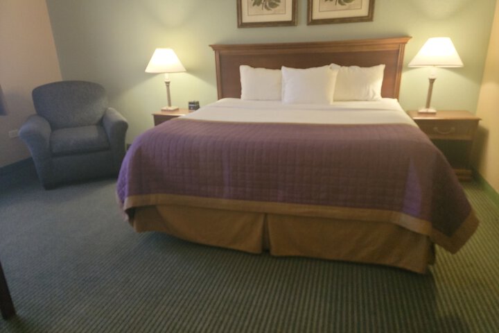 Deluxe 2 Queen Beds (27 of 27)