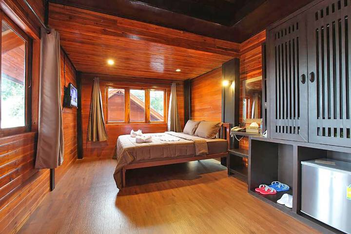 Room 38 of 119