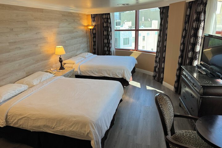 Room 14 of 26