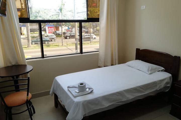 Room 3 of 60