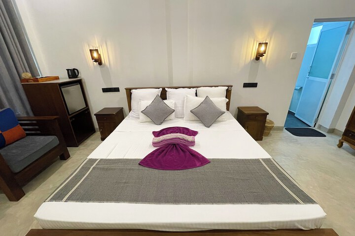 Room 2 of 29