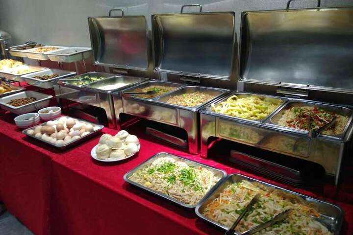 Dining 45 of 53