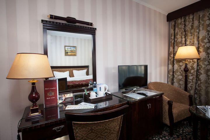 Room 14 of 70