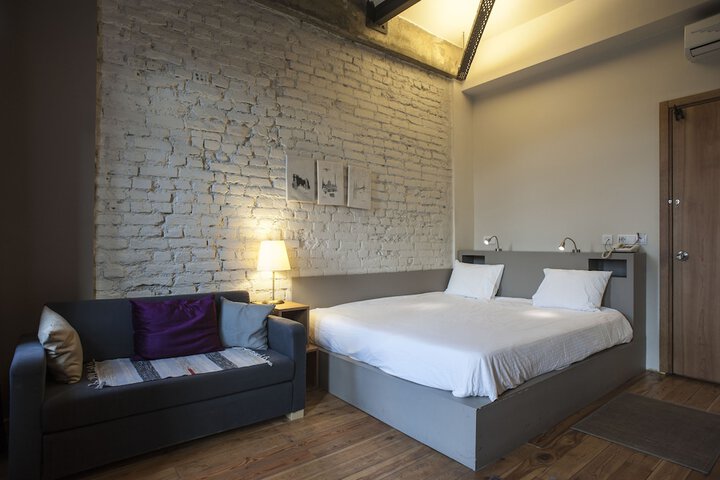 Room 15 of 73