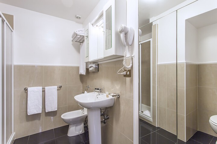 Clean Restrooms