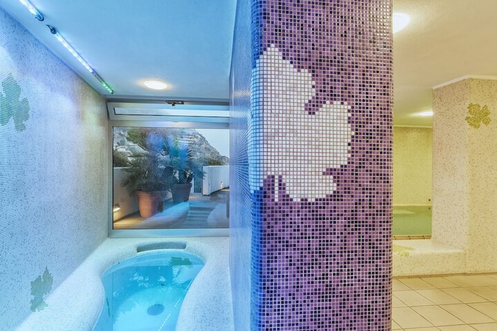 Pool Hotel
