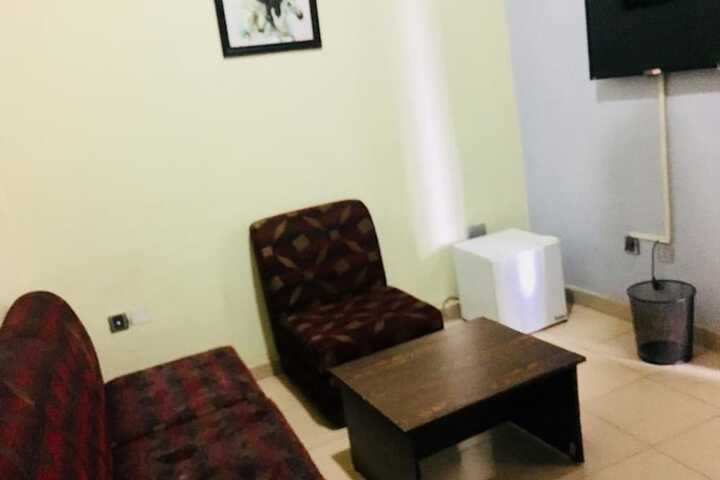 Room 5 of 13