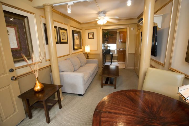 Room 26 of 41