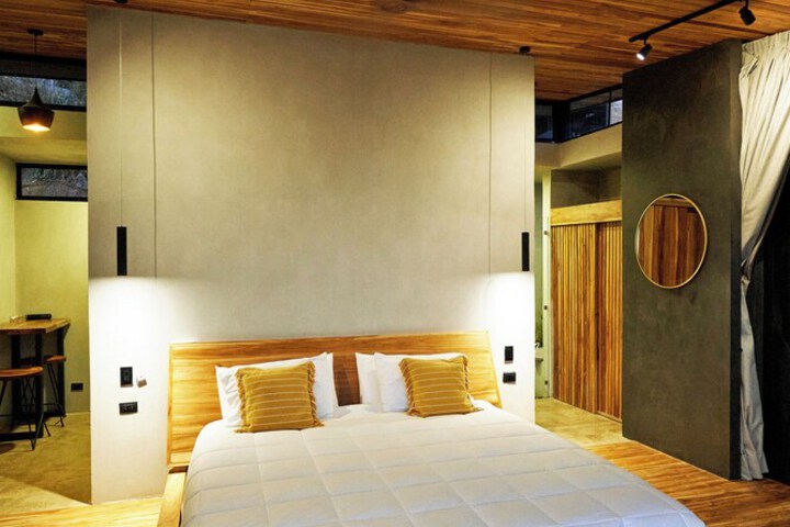 Room 47 of 294