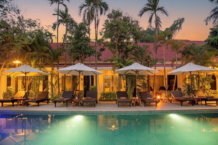Pools & Facilities