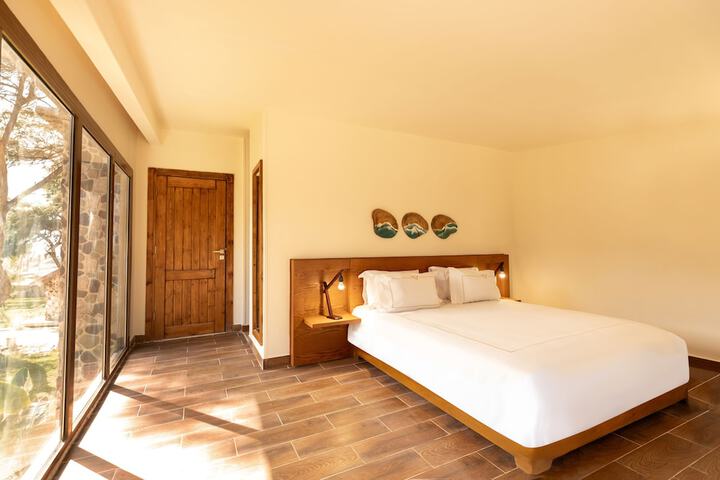 Room 13 of 79