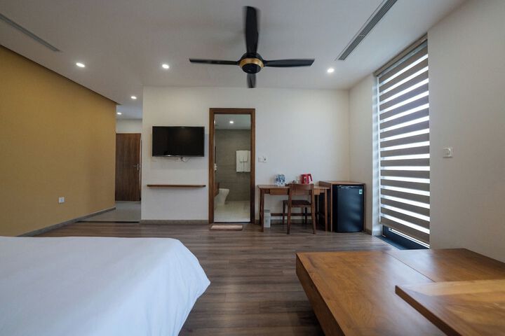 Room 15 of 29