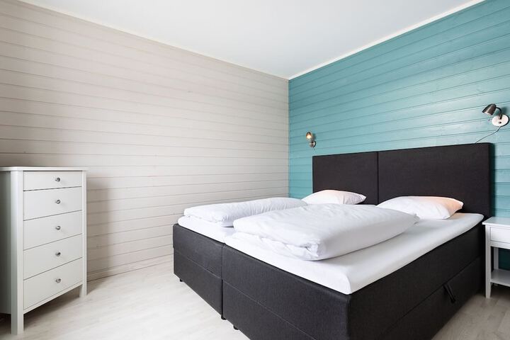 Room 25 of 204