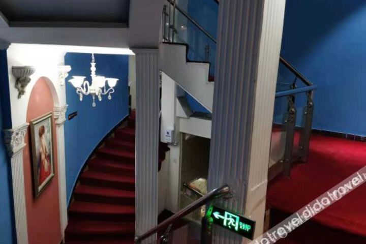 Hotel Interior 14 of 25