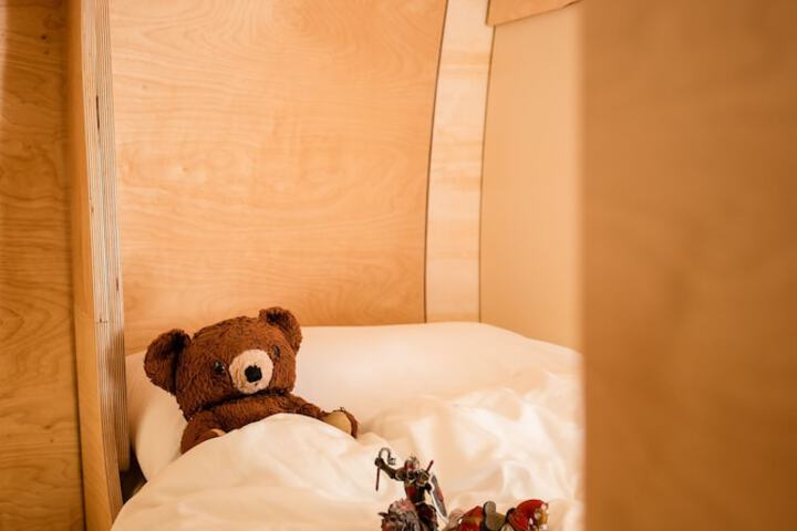 Room 6 of 26