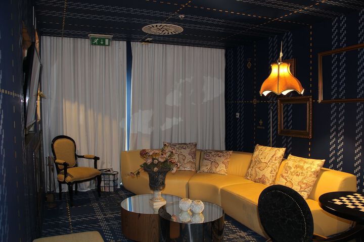 Room 31 of 49