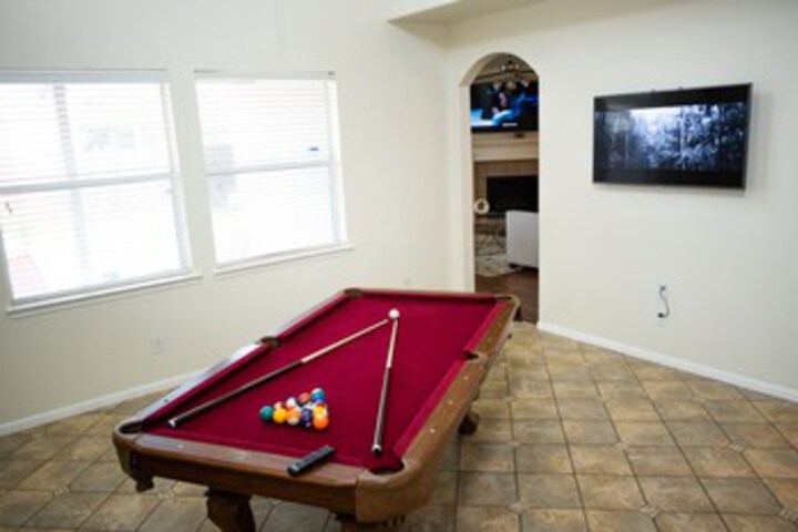 Room 11 of 21