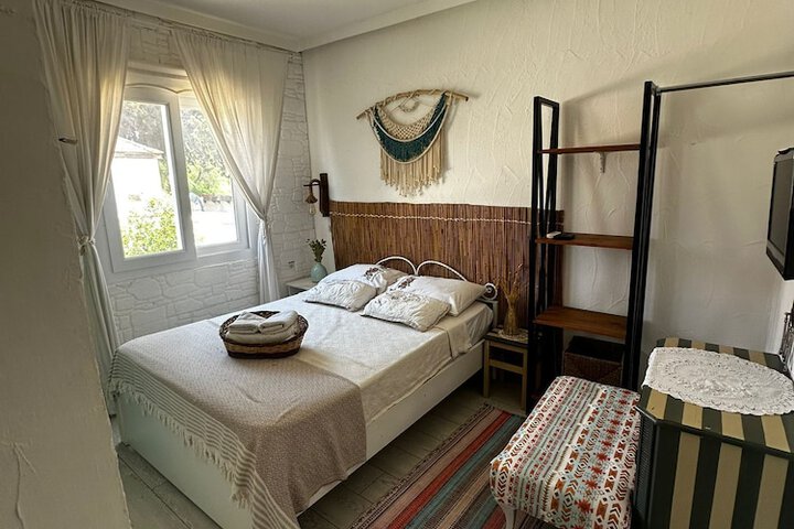 Room 30 of 54
