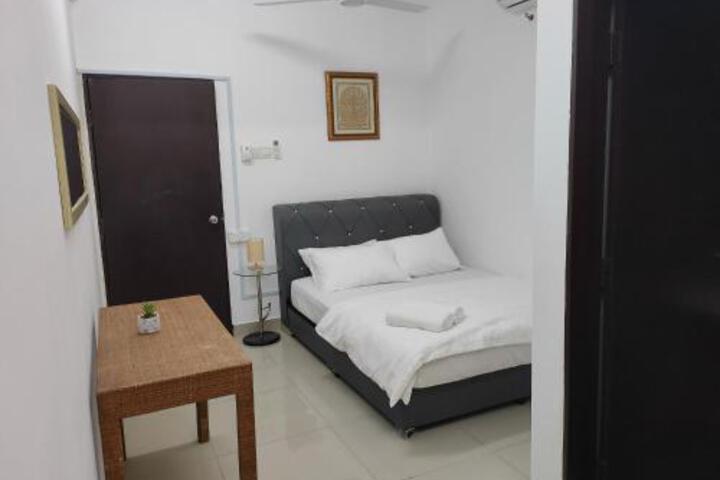 ADEENS SURIA SUITE Hotel Mutiara Gua Musang