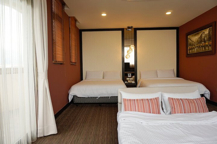 Room 38 of 53