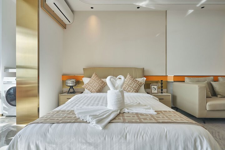 Room 7 of 23