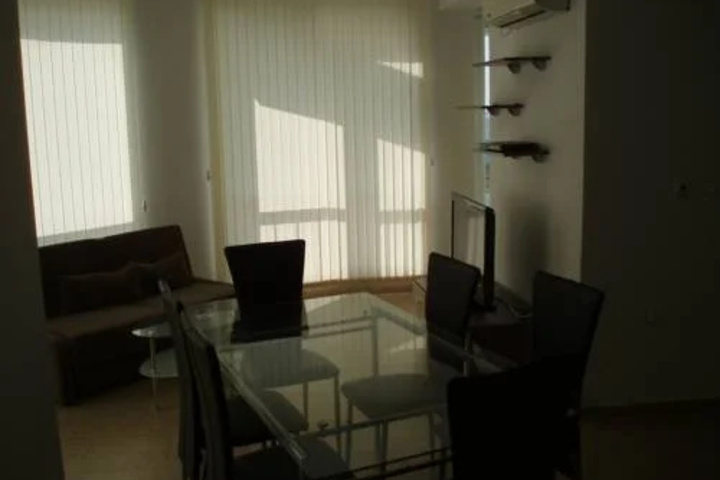 Room 2 of 28