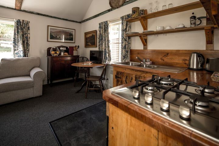 Room 32 of 74