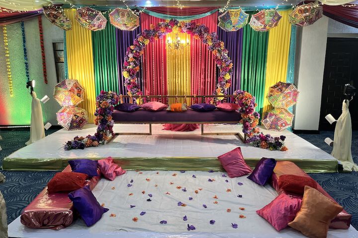 Ballroom/Hall 37 of 53