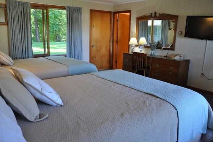 Room 8 of 167