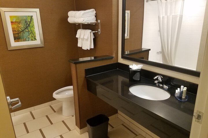 Clean Restrooms