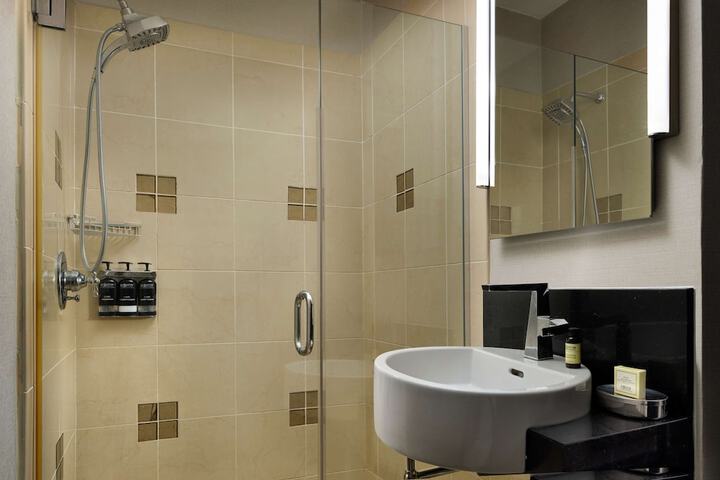 Bathroom shower