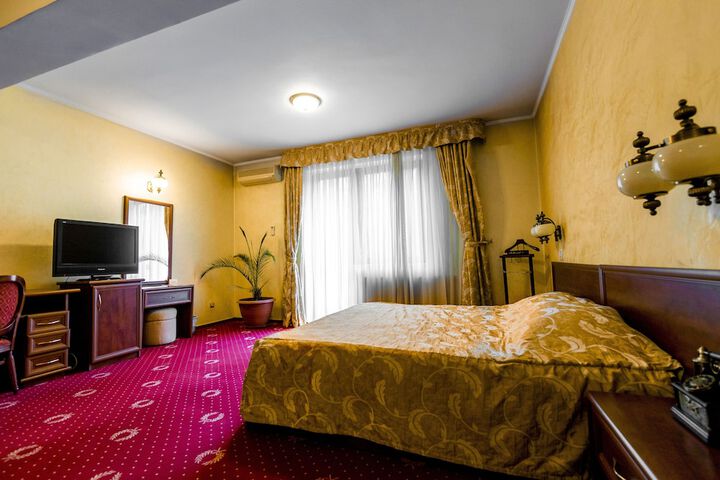 Room 18 of 78