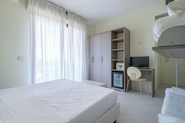 Room 16 of 67