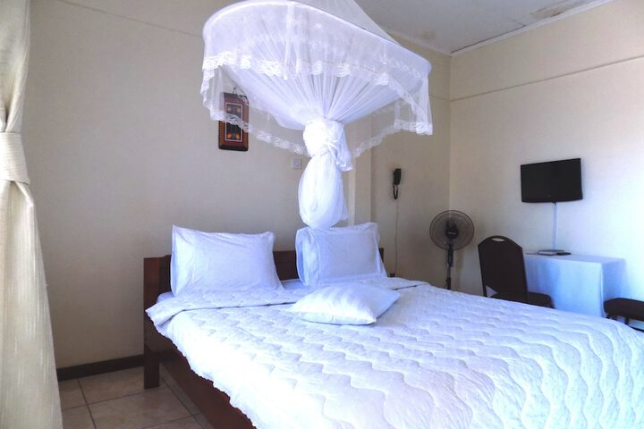 Room 19 of 24