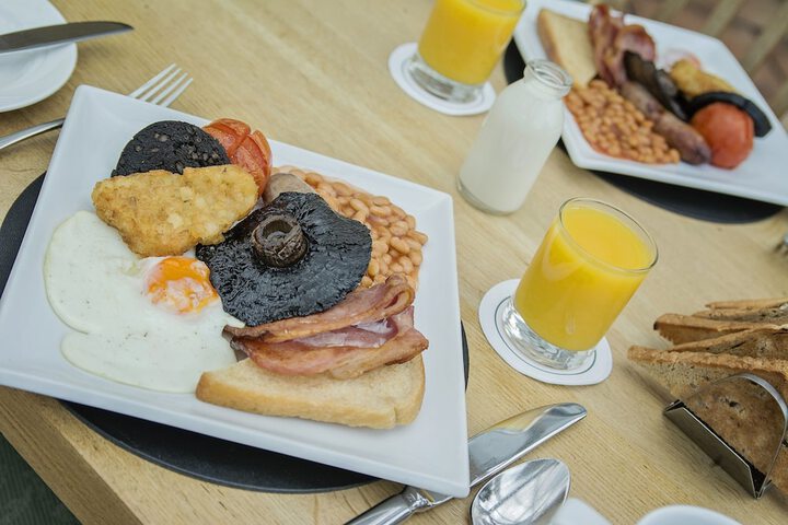 Breakfast/Coffee Service 64 of 89