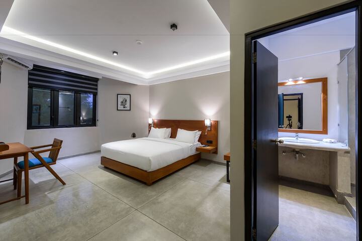 Room 15 of 45
