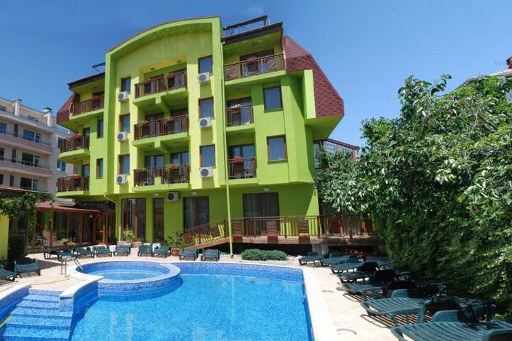 Green Hisar Hotel Family