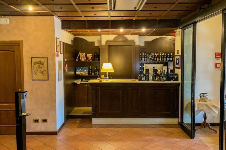 Hotel Interior 8 of 57